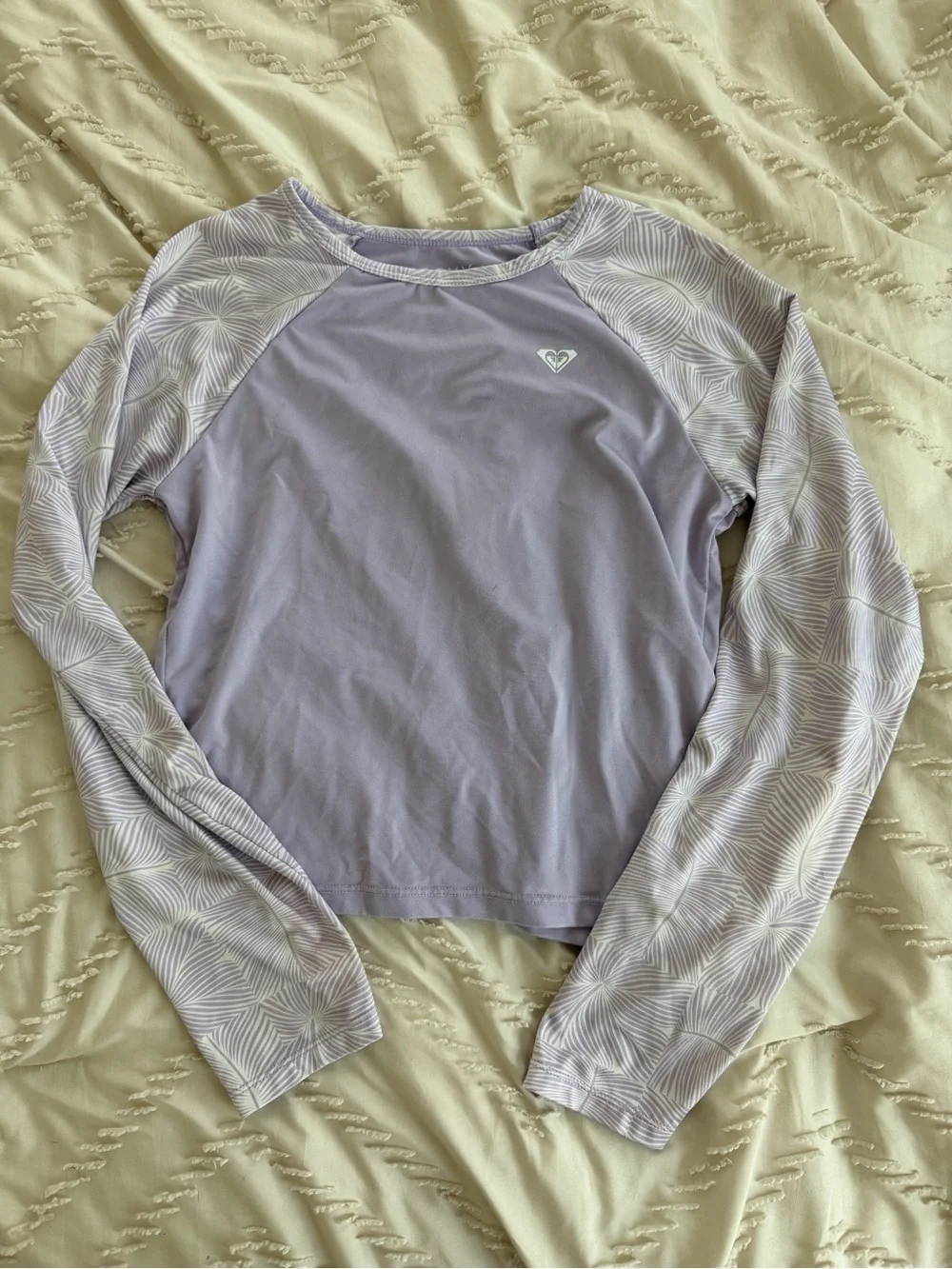 Roxy Lavender Long-Sleeve Kids Rashguard with Patterned Sleeves